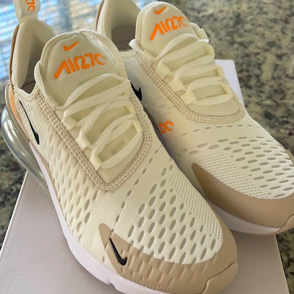 Nike Air Max 270